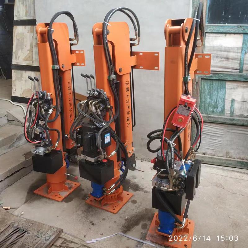 赵县重汽蓝牌随车吊 3.2吨 国六动力强 液压驱动 农用自卸起重机